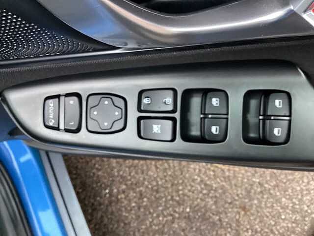 Hyundai KONA 1.6 GDi Hybrid Premium 5dr DCT Blue