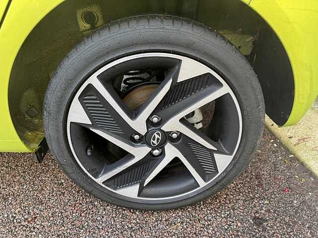 Hyundai i10 1.2 [79] Premium 5dr Auto [Nav]