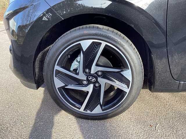 Hyundai i10 1.2 [79] Premium 5dr [Nav]