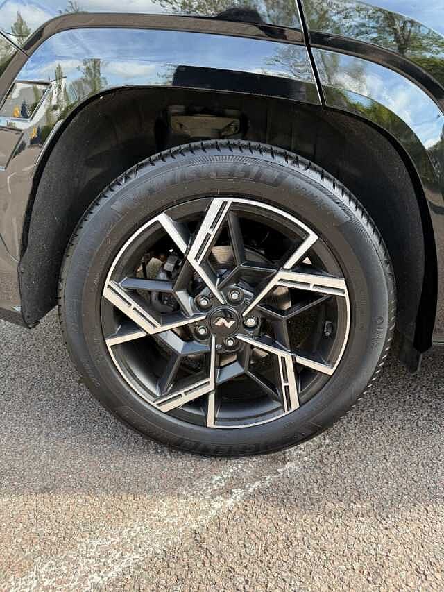 Hyundai TUCSON 1.6T 48V MHD N Line S 5dr DCT Abyss Black