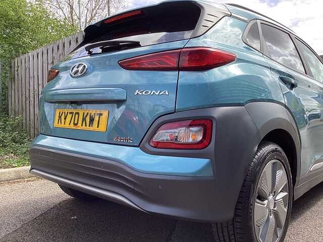 Hyundai Kona 150kW Premium 64kWh 5dr Auto