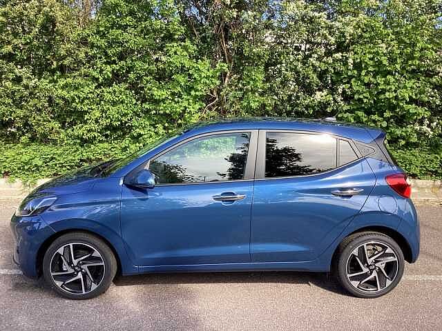 Hyundai i10 1.2 [79] Premium 5dr [Nav]