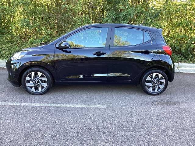 Hyundai i10 1.2 [79] Premium 5dr [Nav]