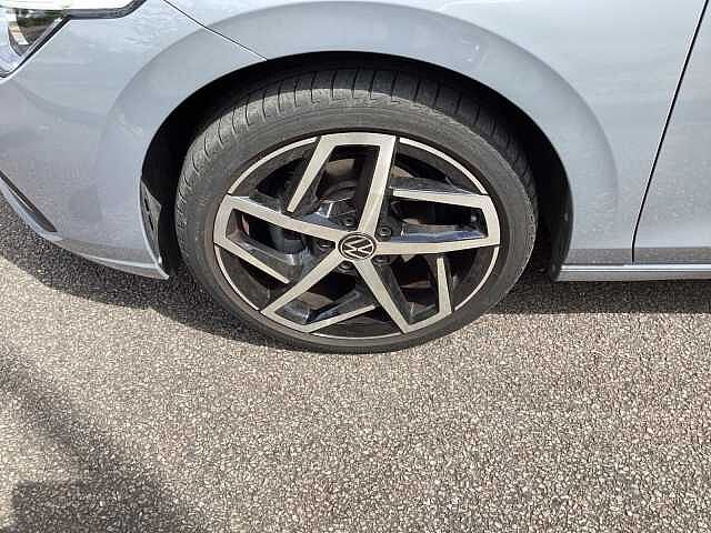 Volkswagen Golf 1.5 eTSI 150 Style 5dr DSG