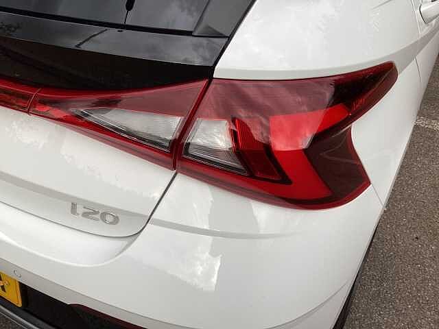 Hyundai i20 1.0T GDi 90 Tech Line 5dr DCT
