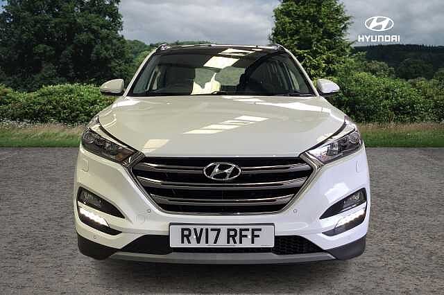 Hyundai TUCSON 1.7 CRDi Blue Drive Premium SE 5dr 2WD DCT White