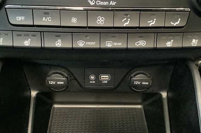 Hyundai TUCSON 1.7 CRDi Blue Drive Premium SE 5dr 2WD DCT White