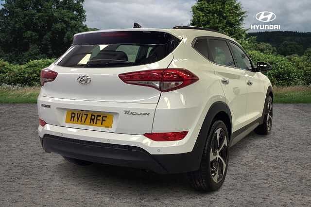 Hyundai TUCSON 1.7 CRDi Blue Drive Premium SE 5dr 2WD DCT White