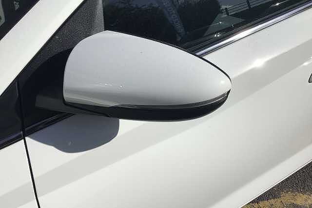 Hyundai i20 1.0T GDi Premium 5dr