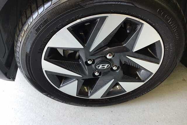 Hyundai i10 1.0 Advance 5dr Auto