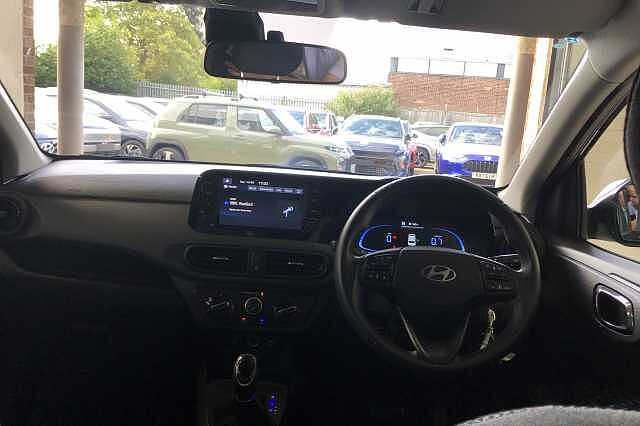 Hyundai i10 1.0 Advance 5dr Auto