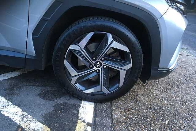 Hyundai TUCSON 1.6 TGDi 48V MHD 180 Ultimate 5dr 4WD DCT Silver