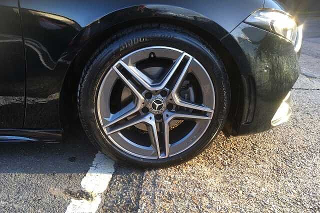Mercedes-Benz A Class A200 AMG Line Executive 5dr