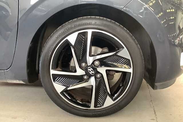 Hyundai i10 1.2 MPi Premium 5dr Auto