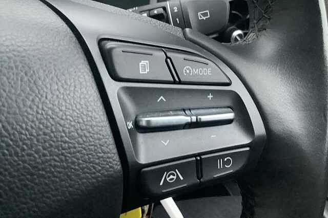 Hyundai Kona T-GDI SE CONNECT MHEV