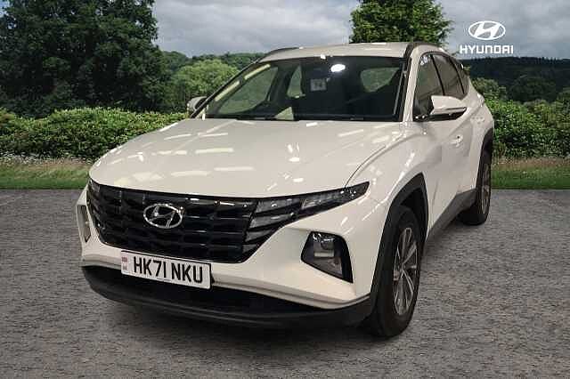 Hyundai TUCSON T-GDI SE CONNECT White