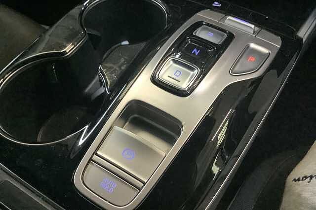 Hyundai TUCSON T-GDI SE CONNECT White