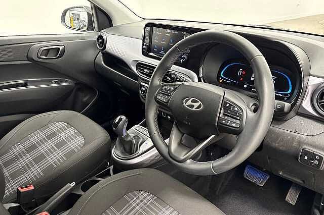 Hyundai i10 1.2 [79] Premium 5dr Auto [Nav]