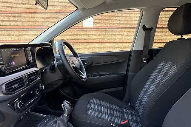 Hyundai i10 1.2 [79] Premium 5dr Auto [Nav]