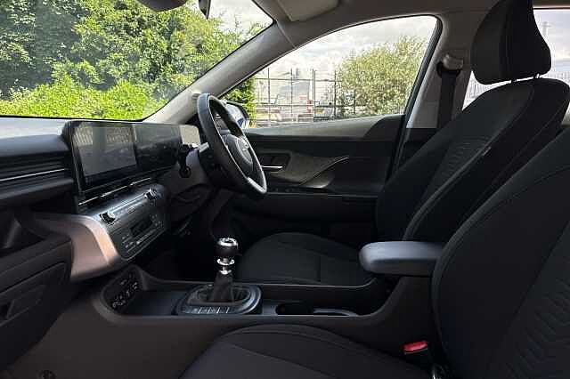 Hyundai KONA 1.6T 138 Advance 5dr Ecotronic Grey