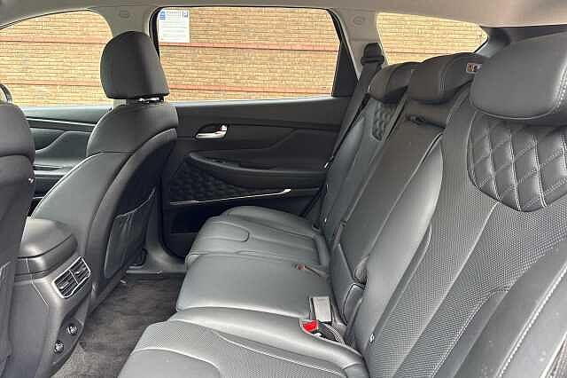 Hyundai SANTA FE 1.6 TGDi Hybrid Premium 5dr Auto Taiga Brown