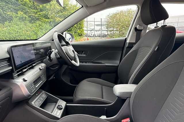 Hyundai KONA 160kW Advance 65kWh 5dr Auto Serenity White