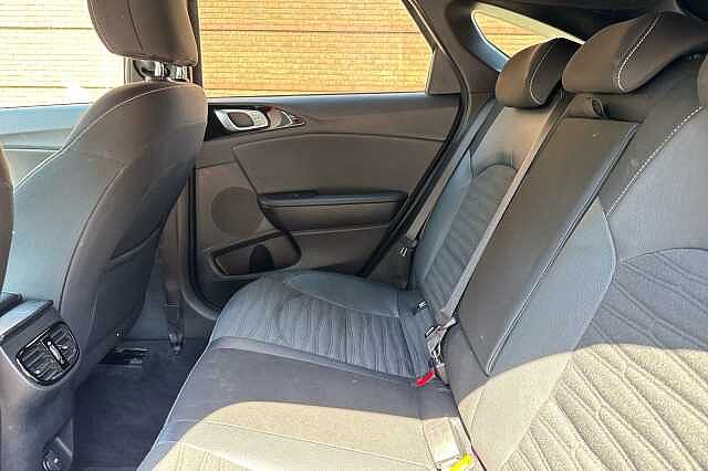 Kia Pro Ceed Shooting Brake 1.5T GDi ISG GT-Line 5dr