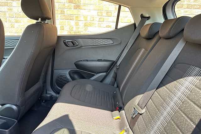 Hyundai i10 1.0 [63] Advance 5dr Auto [Nav]