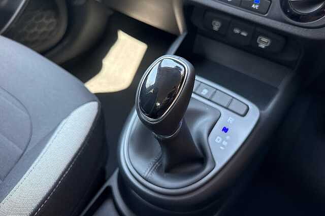 Hyundai i10 1.0 [63] Advance 5dr Auto [Nav]