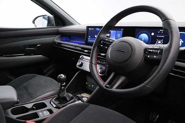 Hyundai TUCSON 1.6T N Line 5dr Petrol Estate White