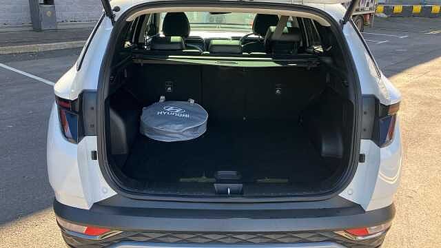 Hyundai TUCSON 1.6 TGDi Plug-in Hybrid Ultimate 5dr 4WD Auto Estate White