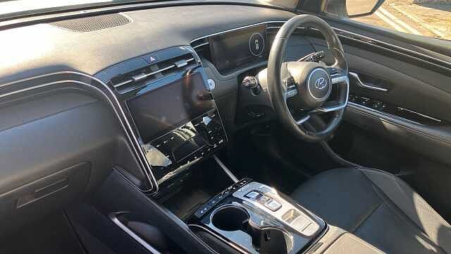 Hyundai TUCSON 1.6 TGDi Plug-in Hybrid Ultimate 5dr 4WD Auto Estate White