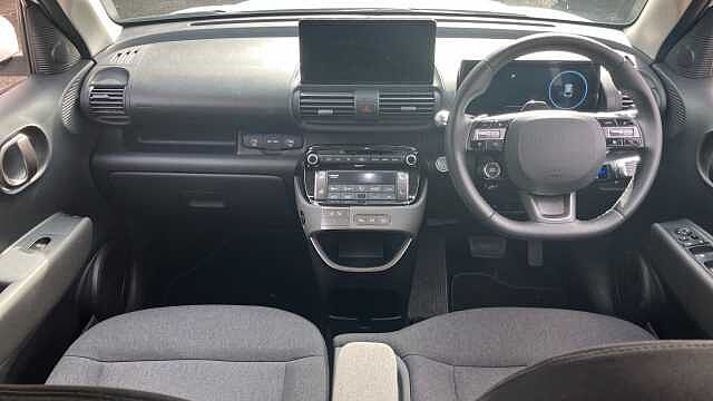 Hyundai INSTER 85kW 02 49kWh 5dr Auto Electric Hatchback