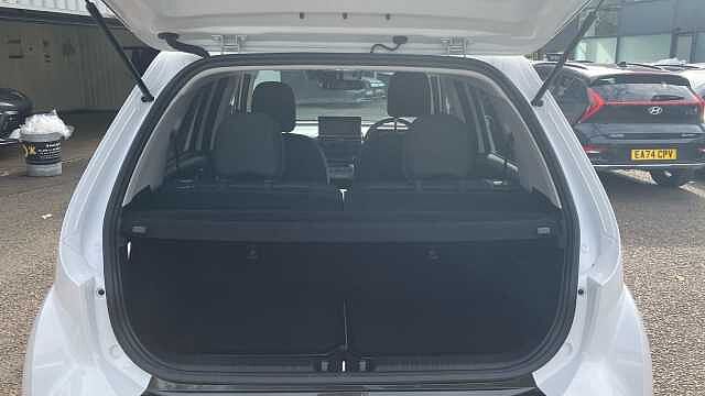 Hyundai INSTER 85kW 02 49kWh 5dr Auto Electric Hatchback