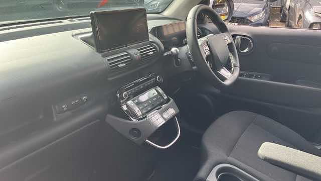 Hyundai INSTER 85kW 02 49kWh 5dr Auto Electric Hatchback