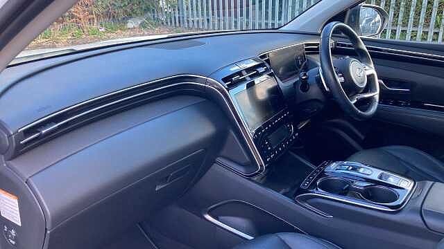 Hyundai TUCSON 1.6 TGDi Hybrid 230 Ultimate 5dr 2WD Auto Hybrid Estate White