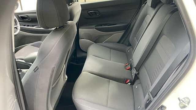 Hyundai BAYON 1.0 TGDi Ultimate 5dr DCT Petrol Hatchback White
