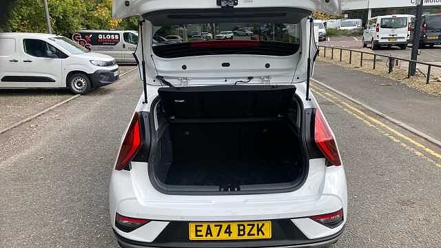 Hyundai BAYON 1.0 TGDi Ultimate 5dr DCT Petrol Hatchback White