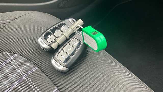 Hyundai i10 1.0 [63] Premium 5dr Auto [Nav] Petrol Hatchback