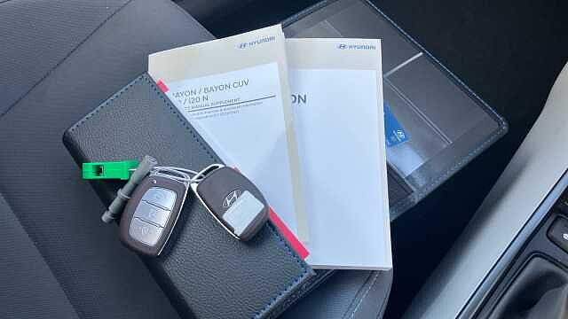 Hyundai BAYON 1.0 TGDi Ultimate 5dr DCT Petrol Hatchback White