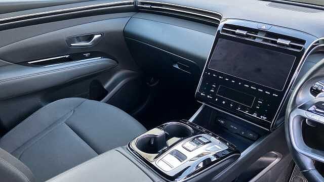 Hyundai TUCSON 1.6 TGDi Hybrid 230 Premium 5dr 2WD Auto Hybrid Estate Black