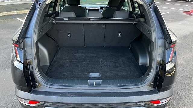 Hyundai TUCSON 1.6 TGDi Hybrid 230 Premium 5dr 2WD Auto Hybrid Estate Black