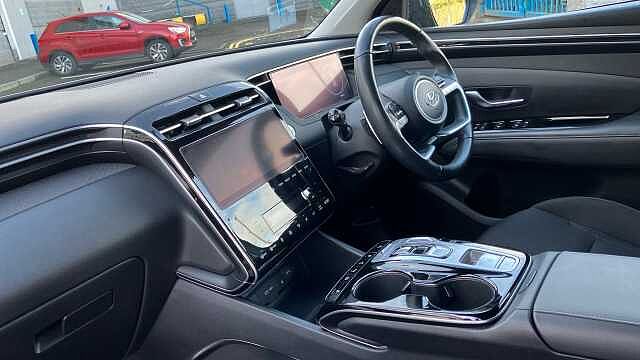 Hyundai TUCSON 1.6 TGDi Hybrid 230 Premium 5dr 2WD Auto Hybrid Estate Black