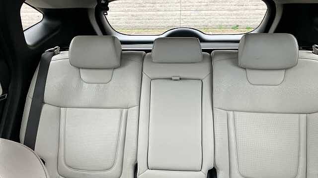 Hyundai TUCSON 1.6 TGDi Ultimate 5dr 2WD Petrol Estate Red