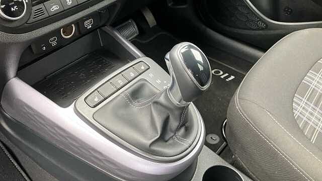 Hyundai I10 1.0 [63] Premium 5dr Auto [Nav] Petrol Hatchback Black