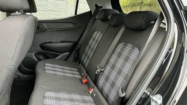 Hyundai I10 1.0 [63] Premium 5dr Auto [Nav] Petrol Hatchback Black