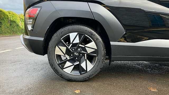 Hyundai KONA 1.6 Hybrid 129 Ultimate 5dr DCT Hybrid Hatchback Black