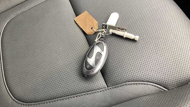 Hyundai TUCSON 1.6T 48V MHD Ultimate 5dr DCT Petrol Estate Silver