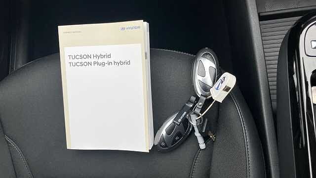 Hyundai TUCSON 1.6T Plug-in Hybrid Premium 5dr 4WD Auto Estate Grey