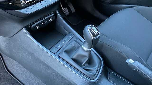 Hyundai I20 1.0T GDi Premium 5dr Petrol Hatchback Meta Blue - Pearl